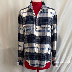 American Eagle Outfitters Blue and White Plaid Button Down Shirt MM335
